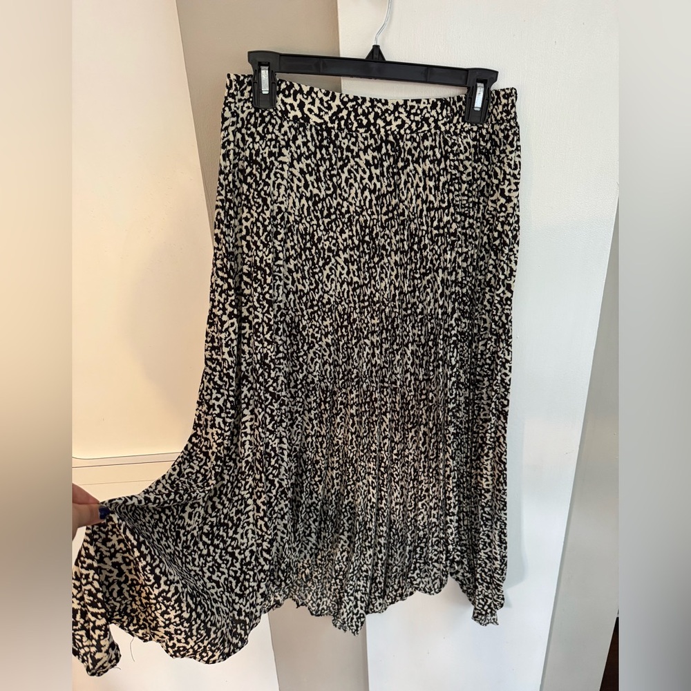 LUCY PARIS ANIMAL PRINT BLACK & WHITE MIDI PLEATED SKIRT SIZE MEDIUM